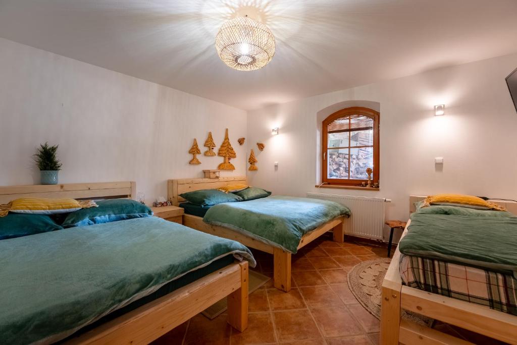 Spaní na včelách photo 2