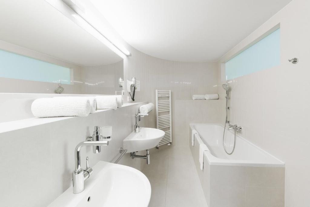Wellness Hotel Split photo 3
