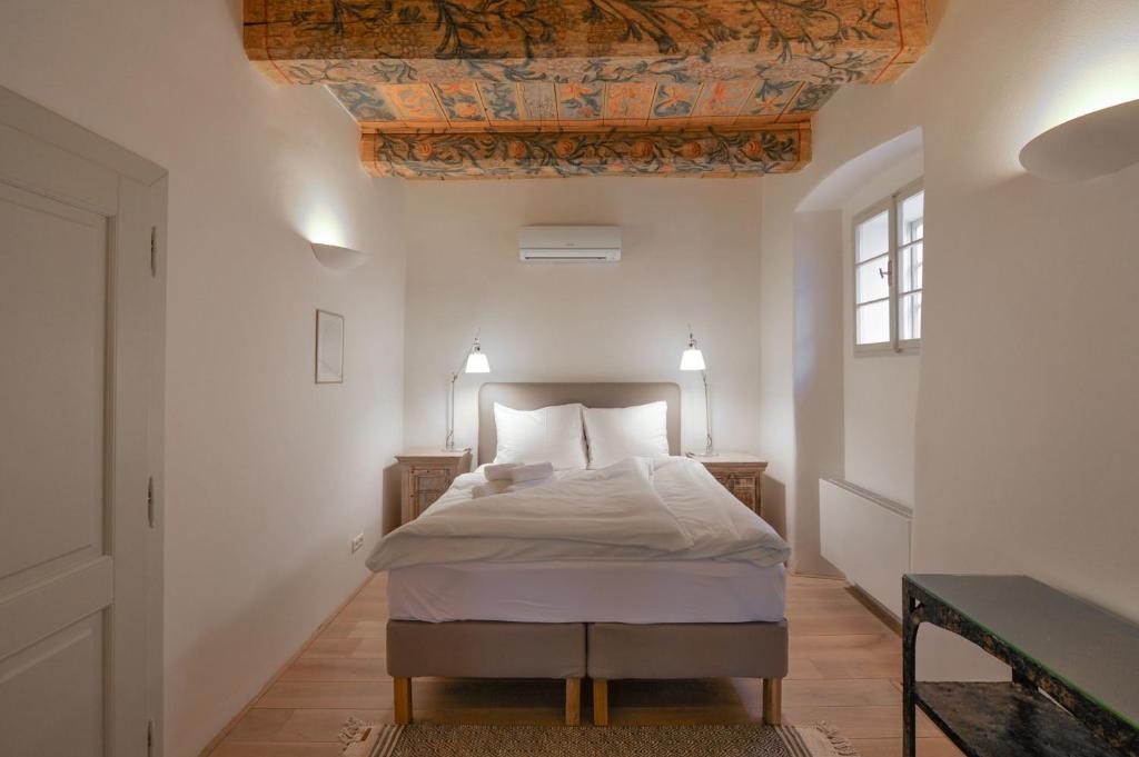 18th CENTURY BAROQUE RESIDENCE photo 2