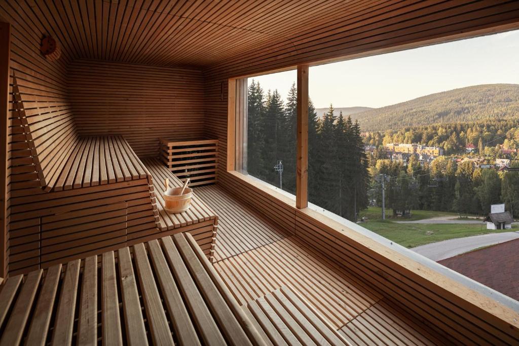 Ski & Spa hotel BELLEVUE photo 2