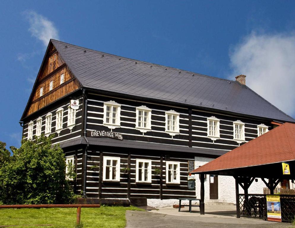 Rodinný penzion Dřevěnka-Kulturni Pamatka — photo 1