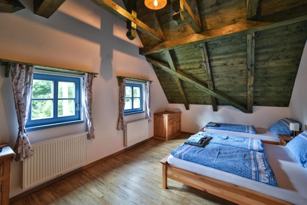 Roubenka U Zvoničky photo 2