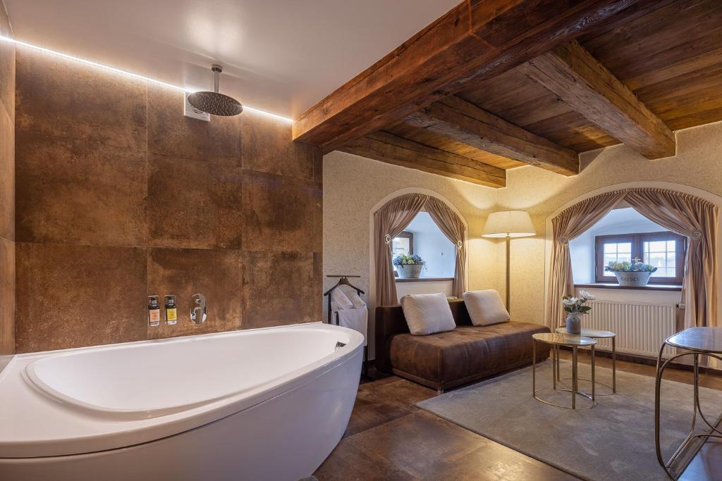 Pytloun Chateau Hotel Ctěnice photo 3