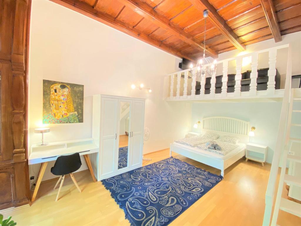 Booking.com: Hotels in Prague. Book your hotel now! photo 2