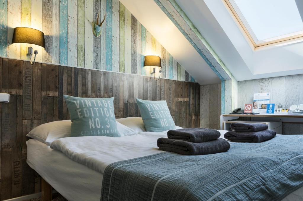 Royal Court Hotel photo 3