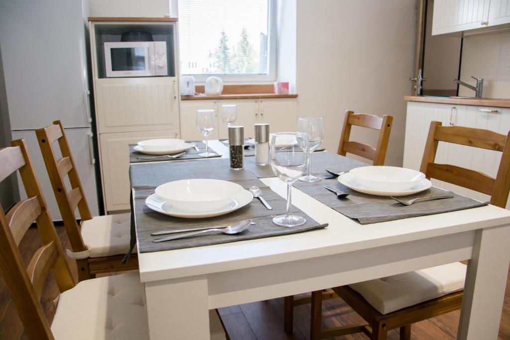 Sunny Aircon Apartment in the Centre of Slaný — photo 1