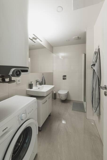 Booking.com: Hotels in Prague. Book your hotel now! photo 3