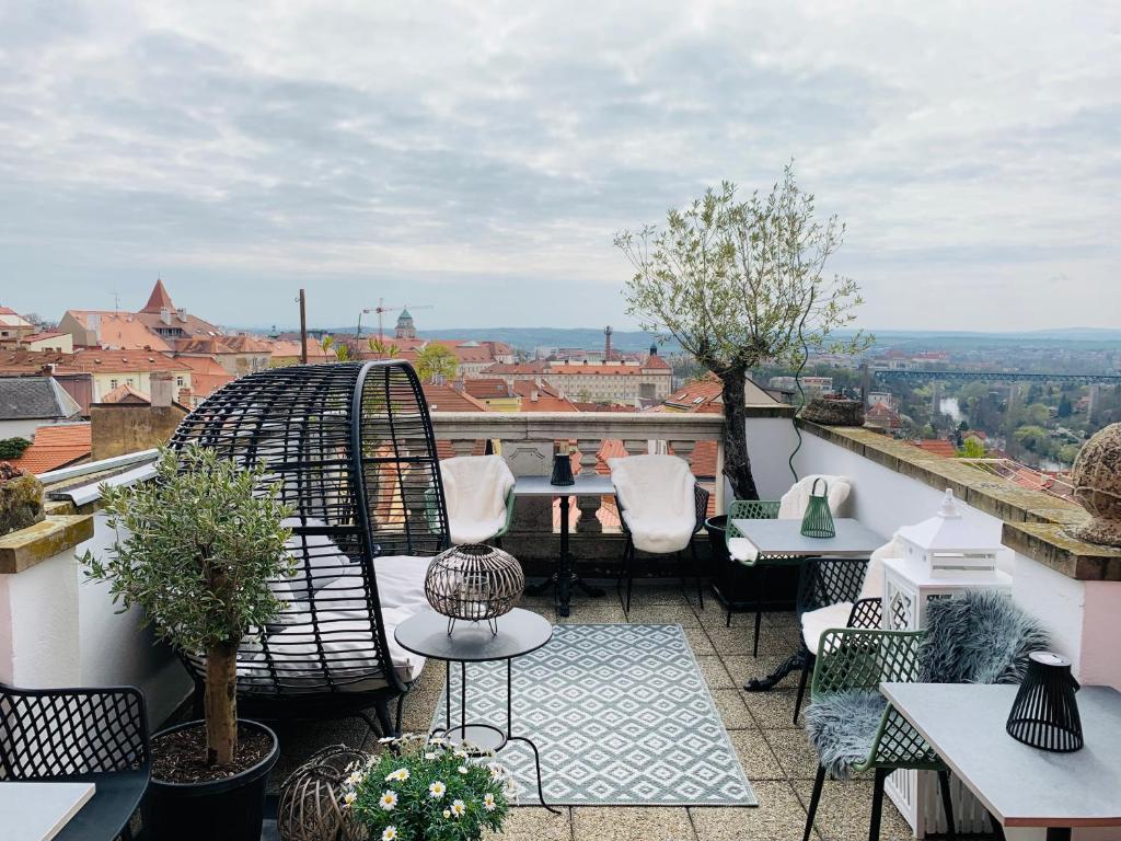 Boutique Apartments U Rolanda photo 3