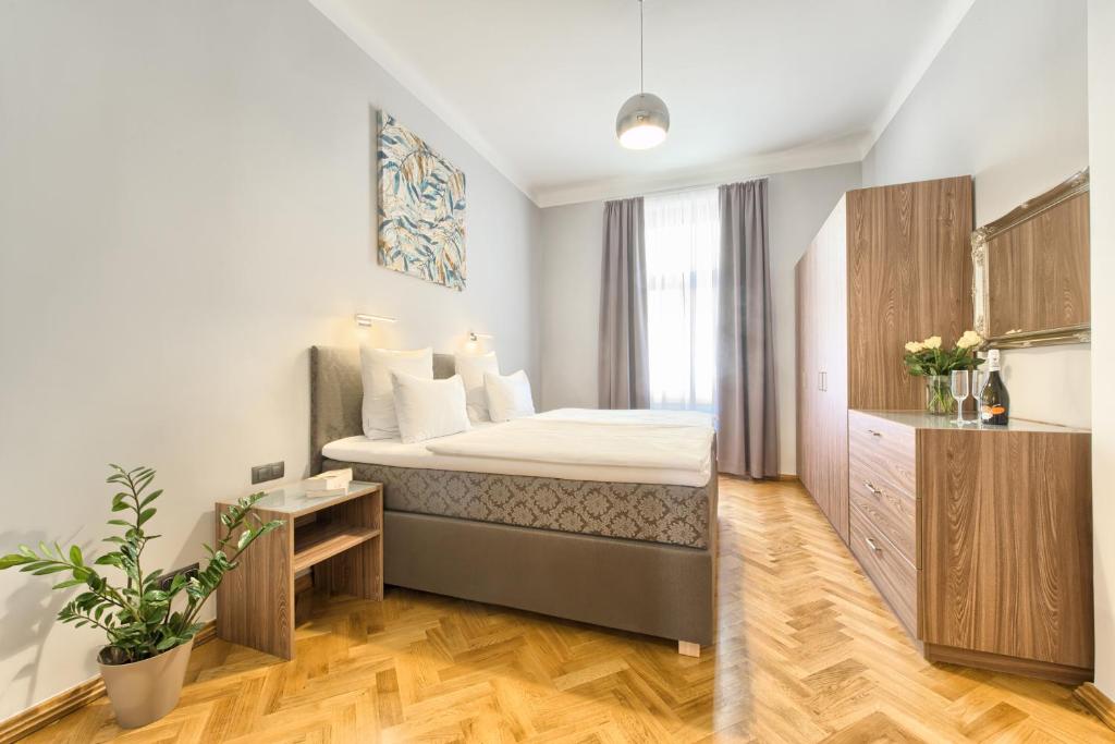 Spacious And Bright Apartment Dusni 13 photo 2