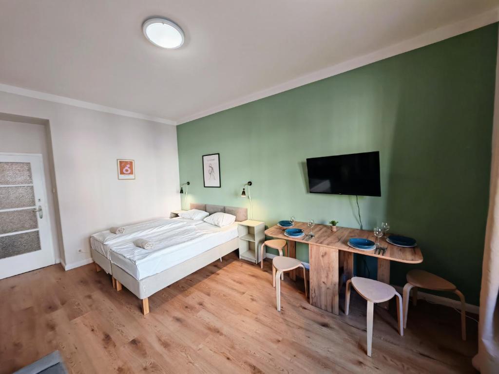 Flat in Zizkov -102- — photo 1