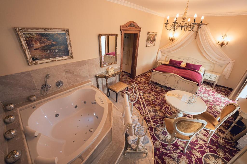 Hotel Svatojánský Dvůr photo 3