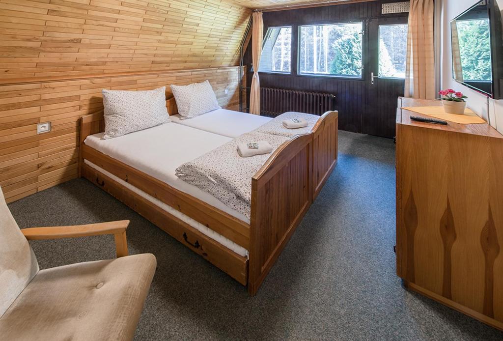 Hotel Pod Šaumburkem photo 2