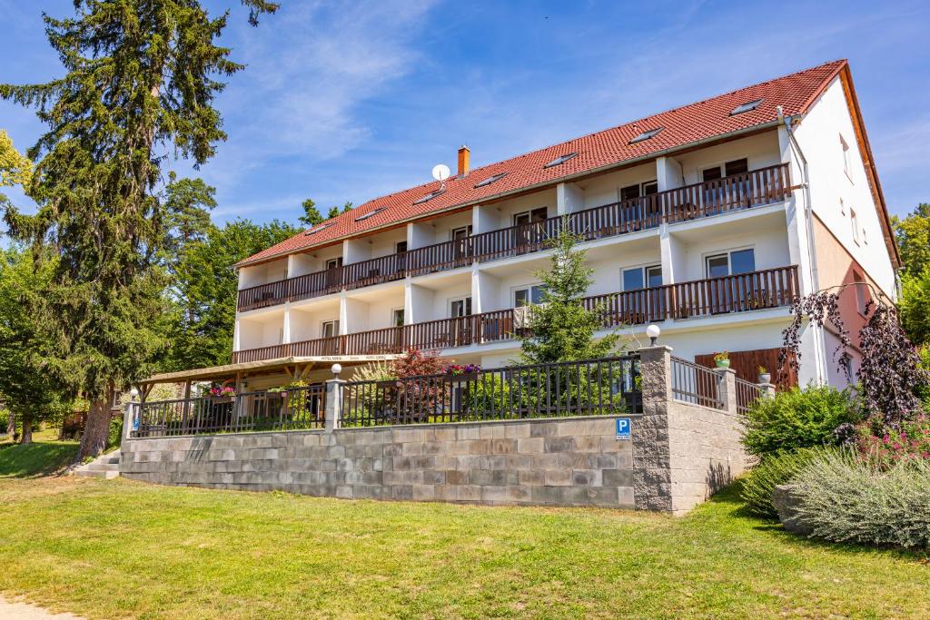 Hotel Sobol — photo 1