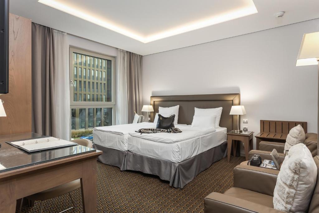 Hotel Royal Prague photo 2