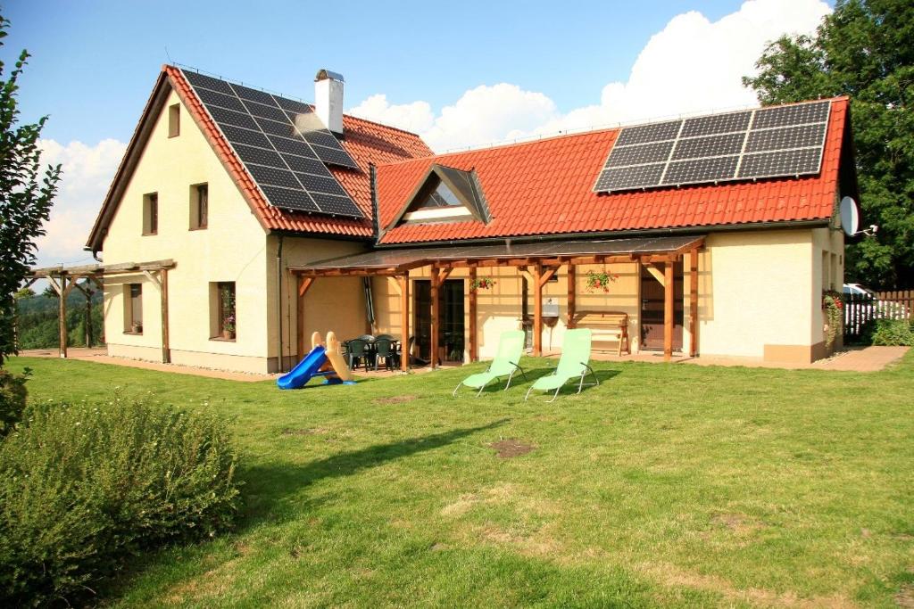 Taneček - malý apartmán u rodinného domu — photo 1