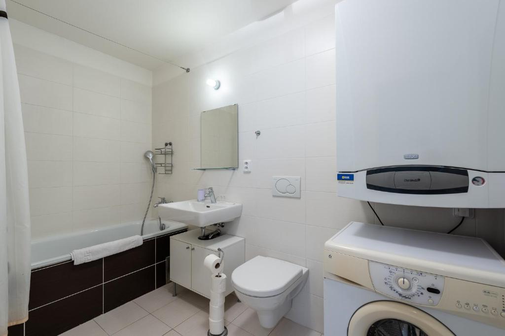 Sunny Safron apartment photo 3