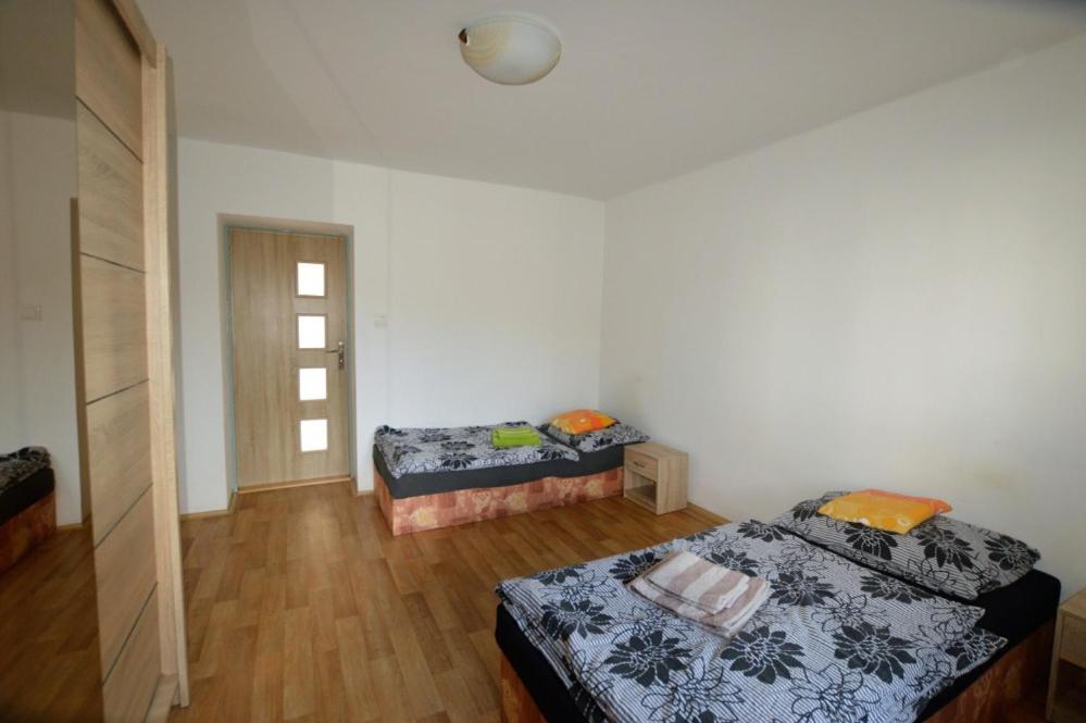 Apartmány - Školní photo 2