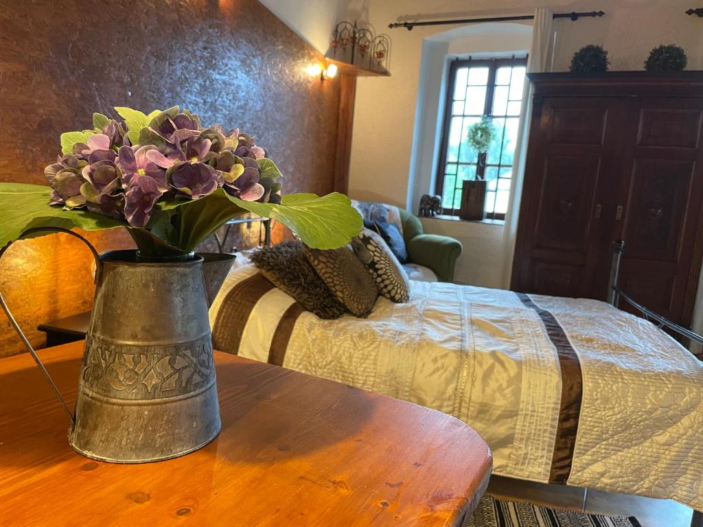 Studio Colonial — photo 1