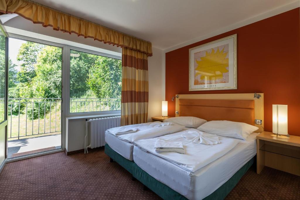 Active & Wellness Hotel Subterra photo 2