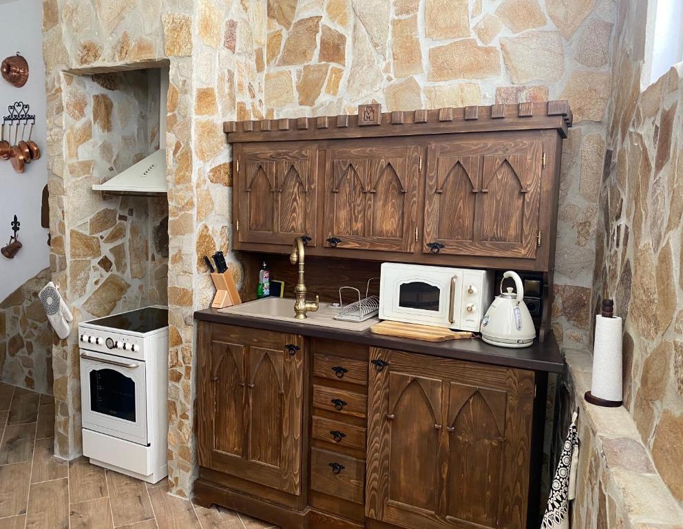 Superb Medieval Apartment photo 3