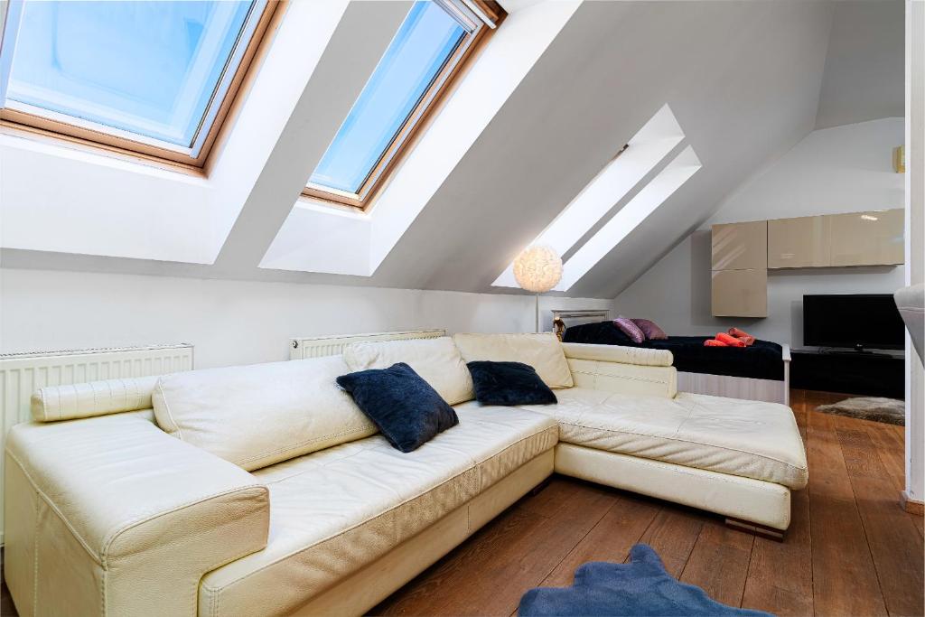 White Rabbit's Residence photo 3