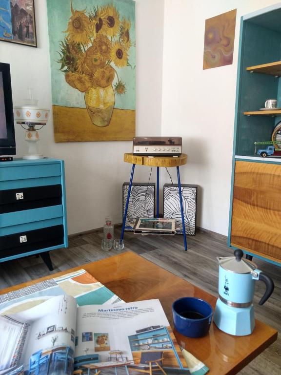 Retro Art room — photo 1