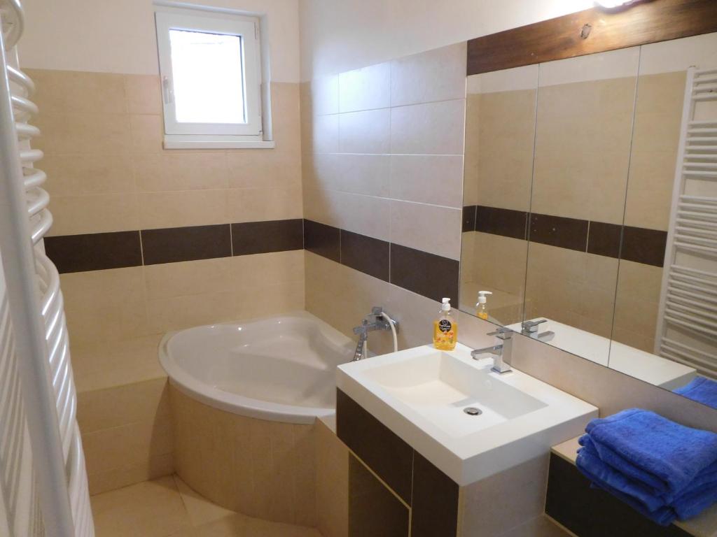 Apartman HF photo 3