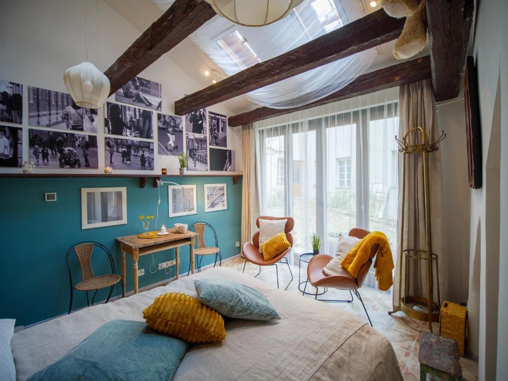 Romantic nest under Prague Castle photo 2