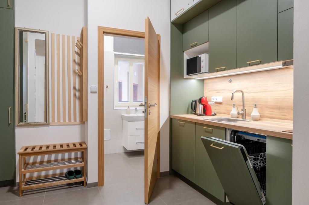 Seifertova Apartments by Willstay photo 3