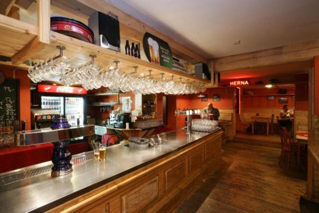 Hotel Saloon photo 3
