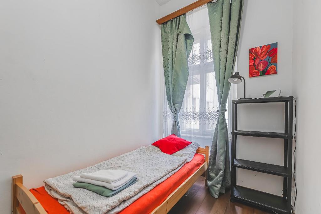 Tiny room in Prague photo 2
