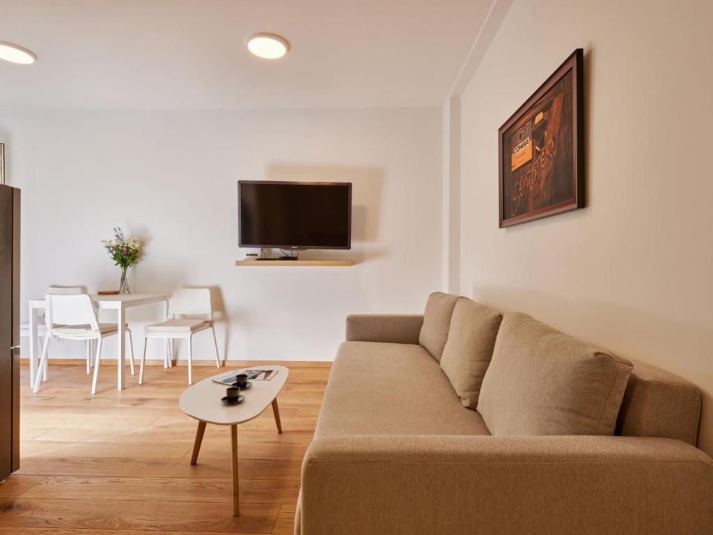 Studio Serene Glow Nook & Terrace by Interhome photo 2
