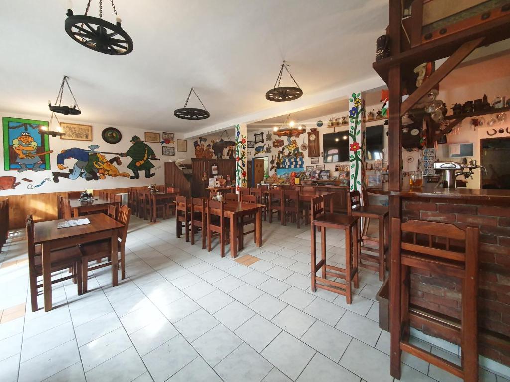 Hrusická restaurace a penzion photo 3