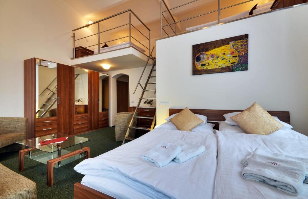 Hotel RICHTR photo 2