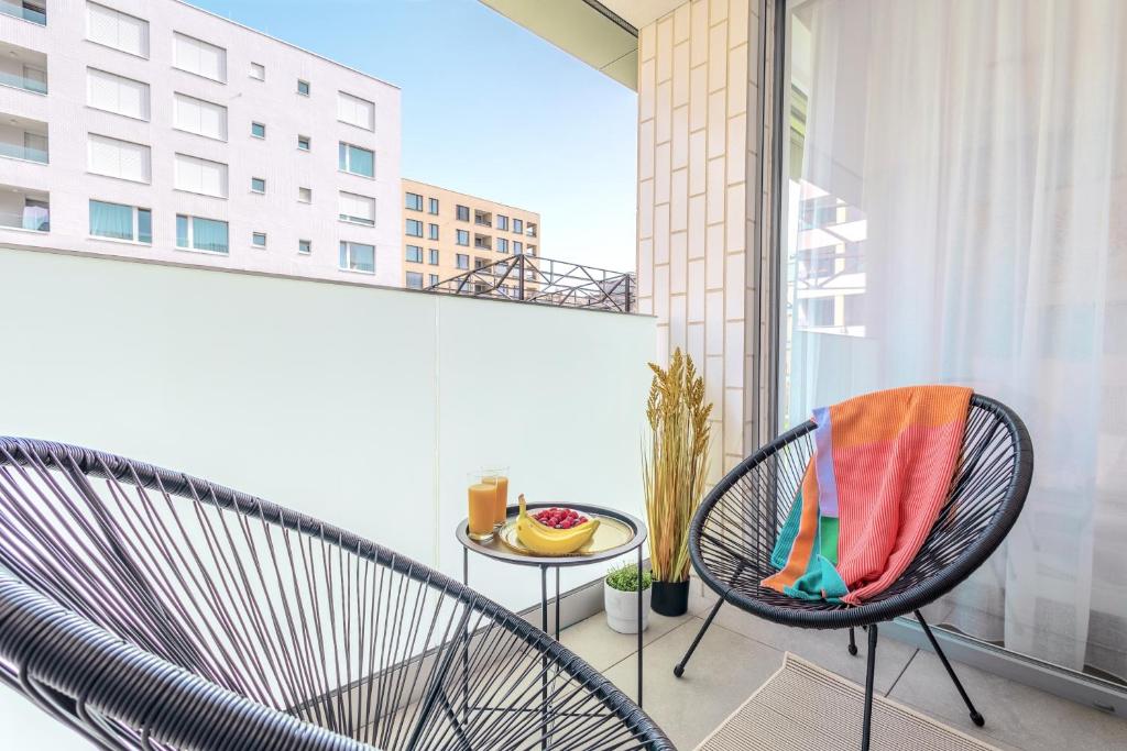 Yellow Apartment - Balcony photo 2