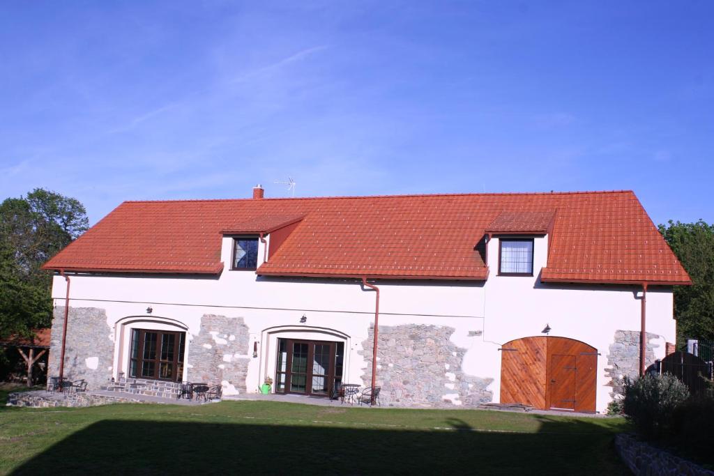Statek Malčany — photo 1