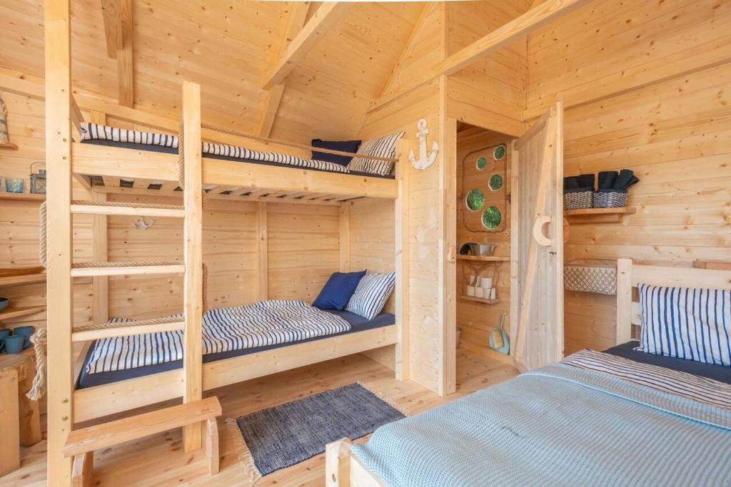 Treehouse U lesa photo 2