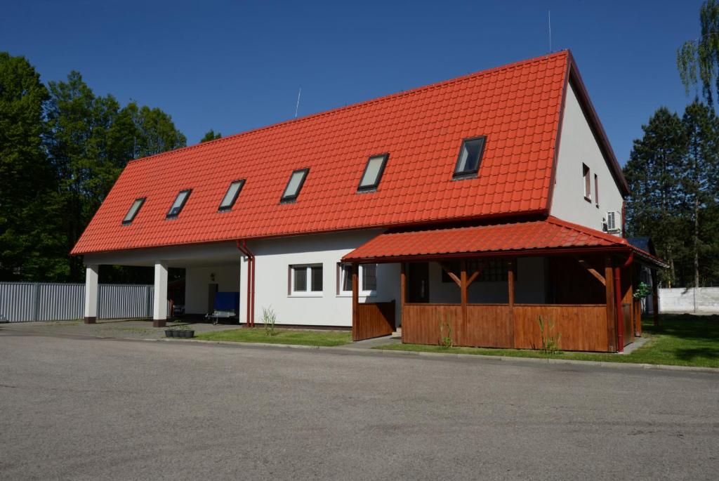 Školící středisko ABENA s ubytováním — photo 1