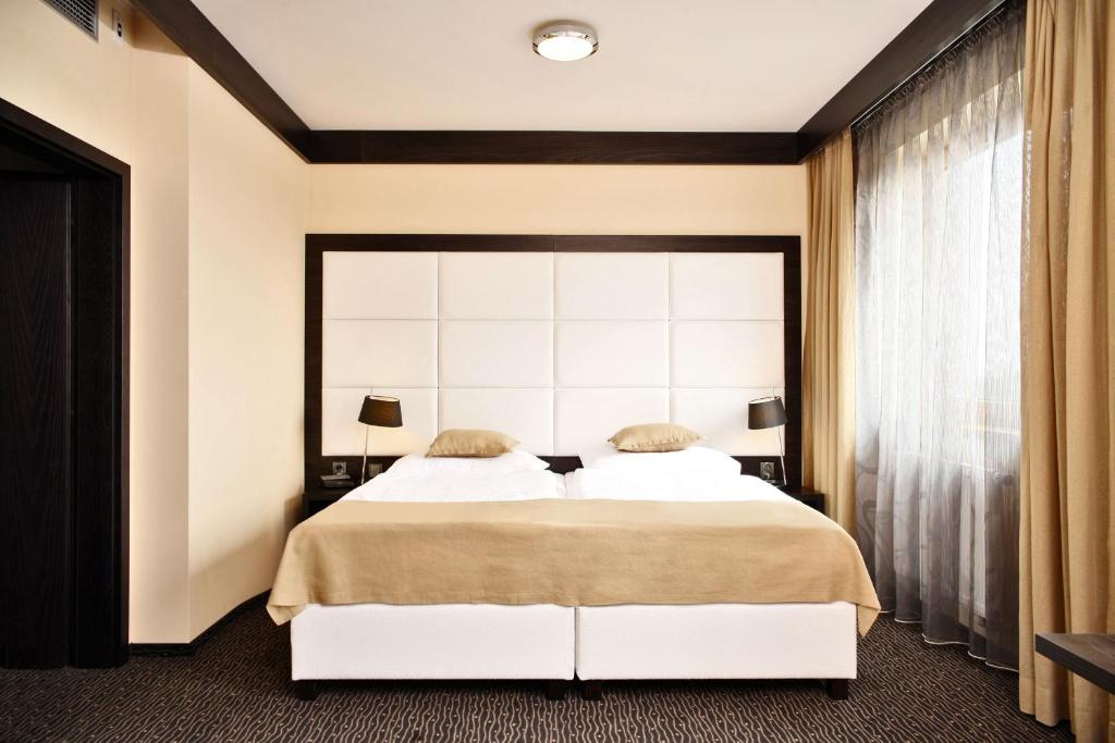 Hotel Lifestyle photo 2