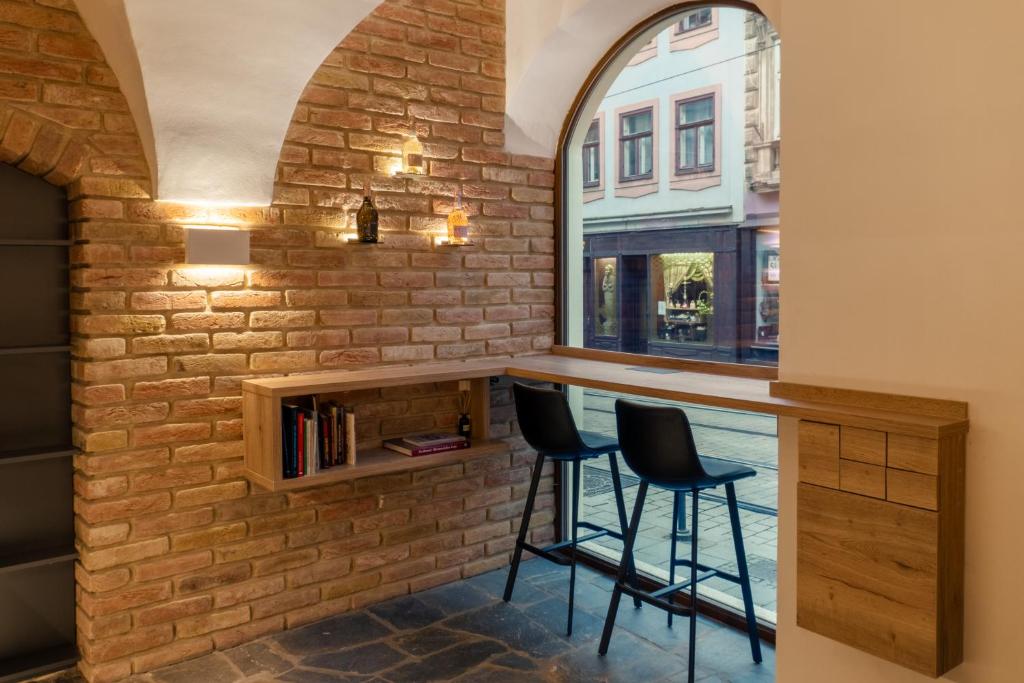 White Wolf Boutique Apartments photo 3