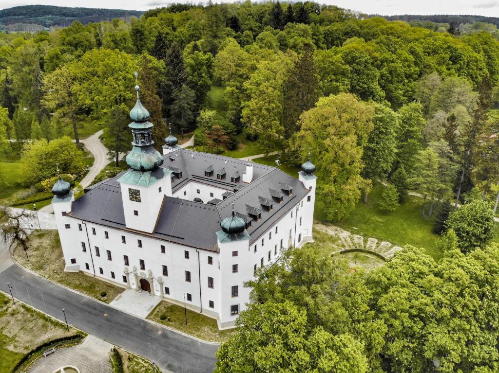 Zámek Třešť photo 3