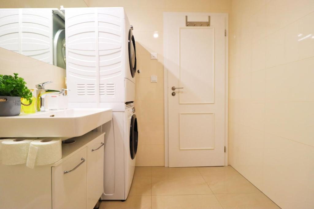 Stylish apartment in the center of Prague photo 3