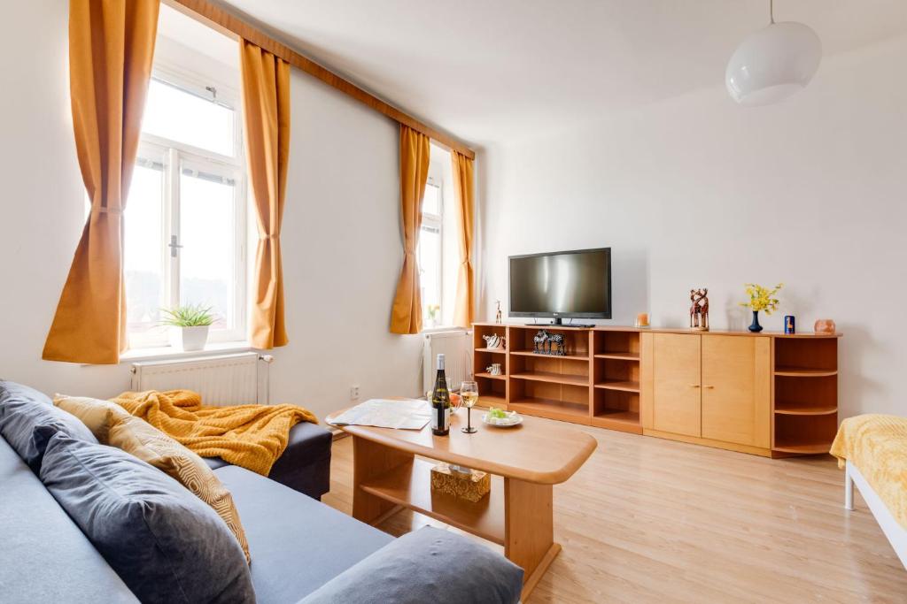 Sunshine Apartment near the City center photo 2