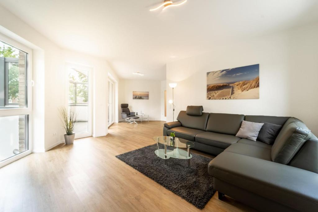 Moderne Ferienwohnung mit SUPs