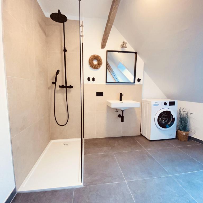 "Ocean House" photo 3