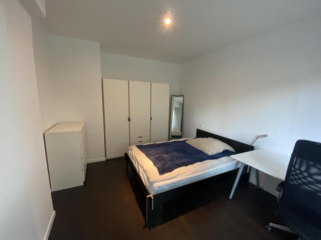 Friedrichshain Apartment photo 2