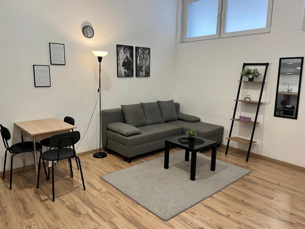 Apartment Central 10C 40qm Wi-Fi free Parking calm back house photo 3