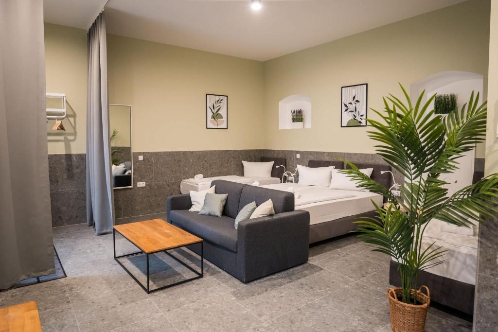 Modern Living in Friedrichshain photo 2