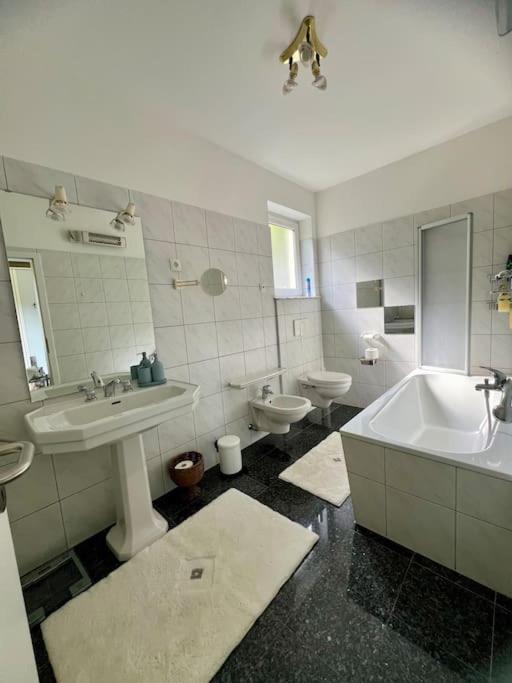 Einfamilienhaus mit Garten photo 3