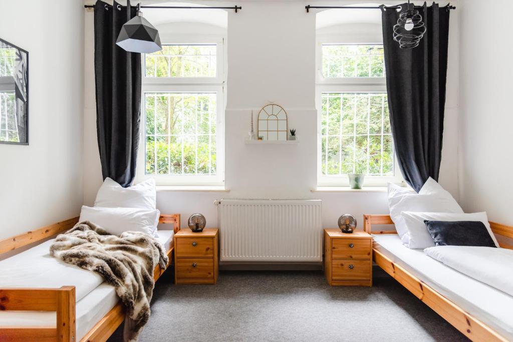 oompH Berlin The Grand Berlin Group & Family Retreat — photo 1